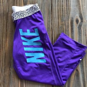 SOLD!!!Nike dri-fit workout capris